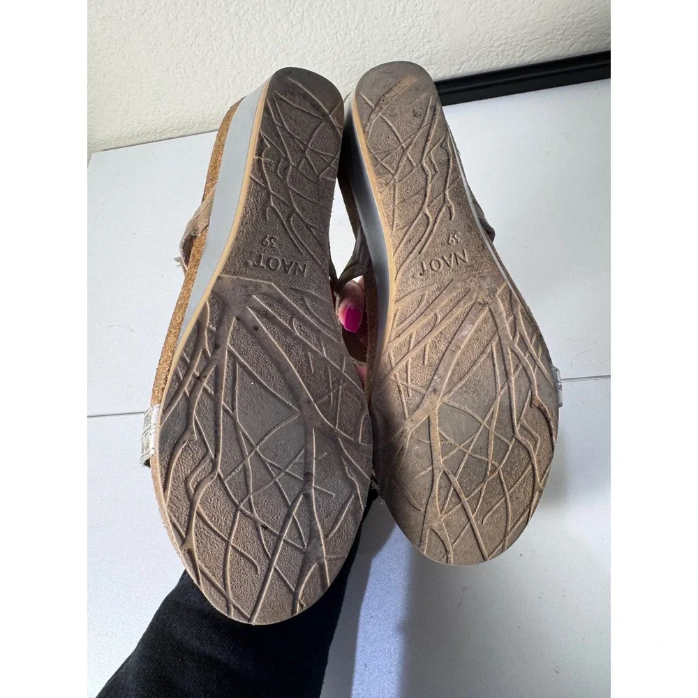 Naot Wedge Sandals Womens 39 8.5 8 Metallic Leather Cork‎ Platform Comfort Boho
